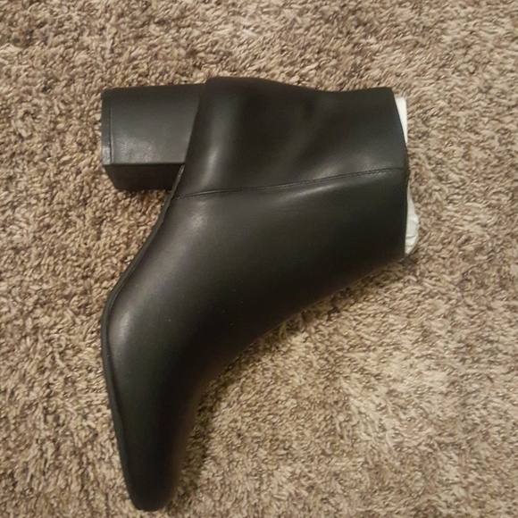 Steve Madden Ankle Boots - Picture 2 of 5